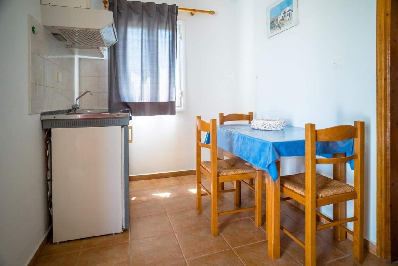 Armenaki Apartment Азолимнос Екстериор снимка